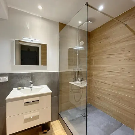 Cozy Renovated With Cinema Atmosphere And View La Mulatiere